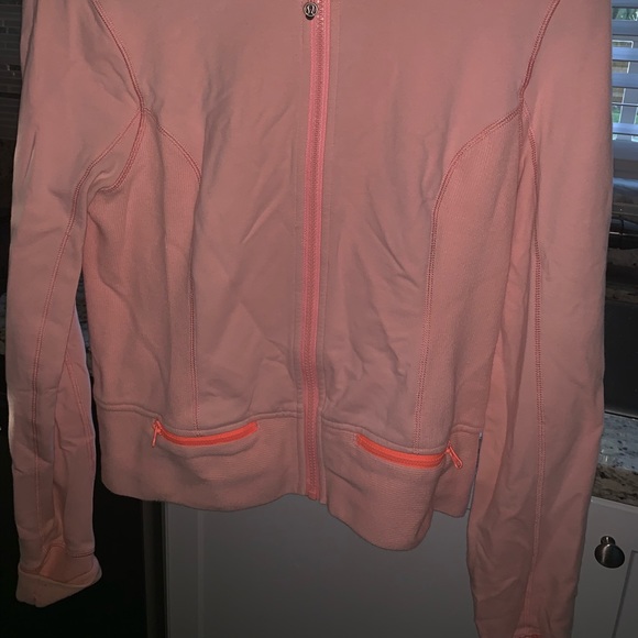 Lululemon jacket - Picture 3 of 3